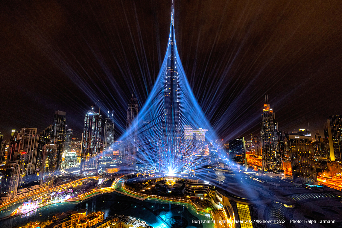  BURJ KHALIFA NYE22 LIGHT LASER SHOW_DUBAI_7_wm