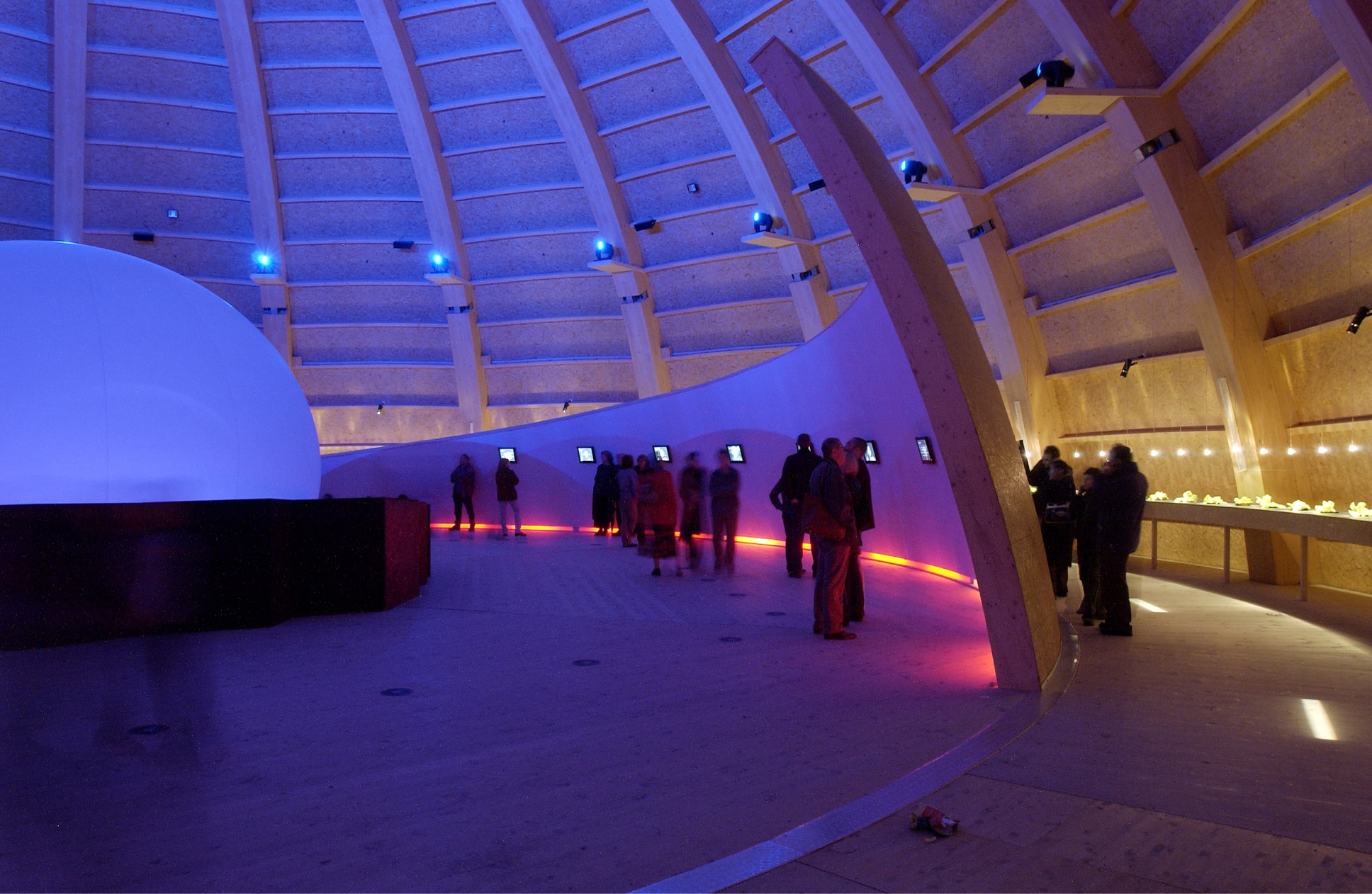  Palais-Equilibre-National-Expo-Suisse-00resize