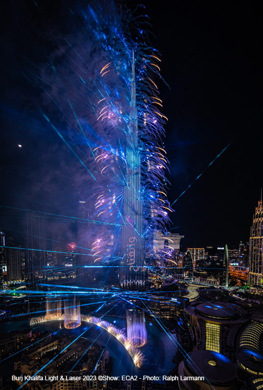  burj_khalifa_ny23_light_laser_show_slider_10