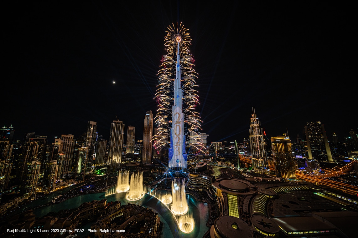  burj_khalifa_ny23_light_laser_show_slider_3