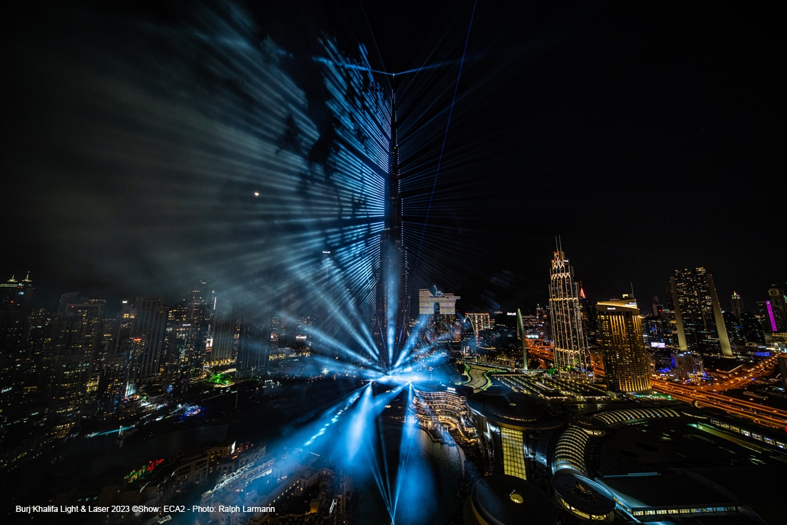  burj_khalifa_ny23_light_laser_show_slider_5