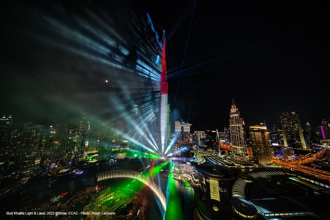  burj_khalifa_ny23_light_laser_show_slider_6