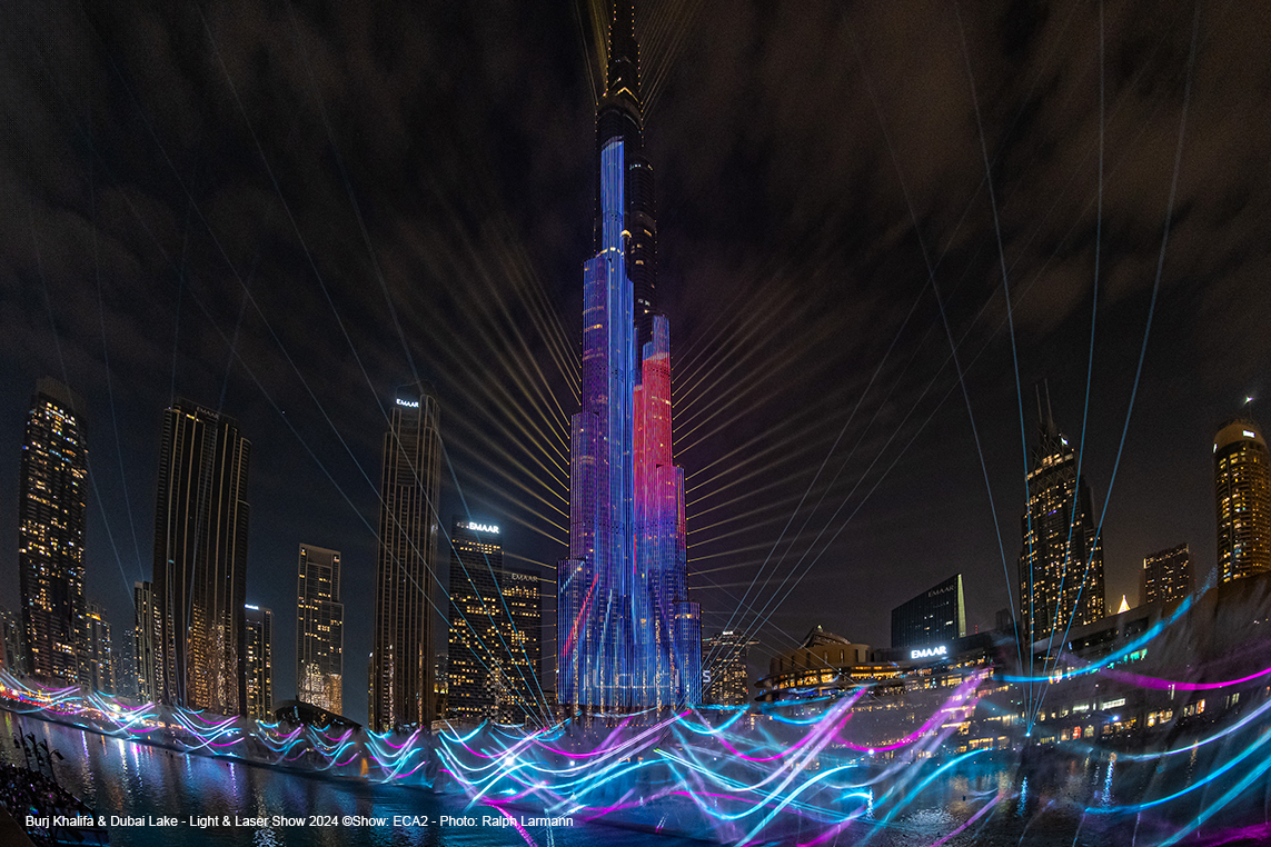  burj_khalifa_dubai_lake_ny24_light_laser_show_slider_2